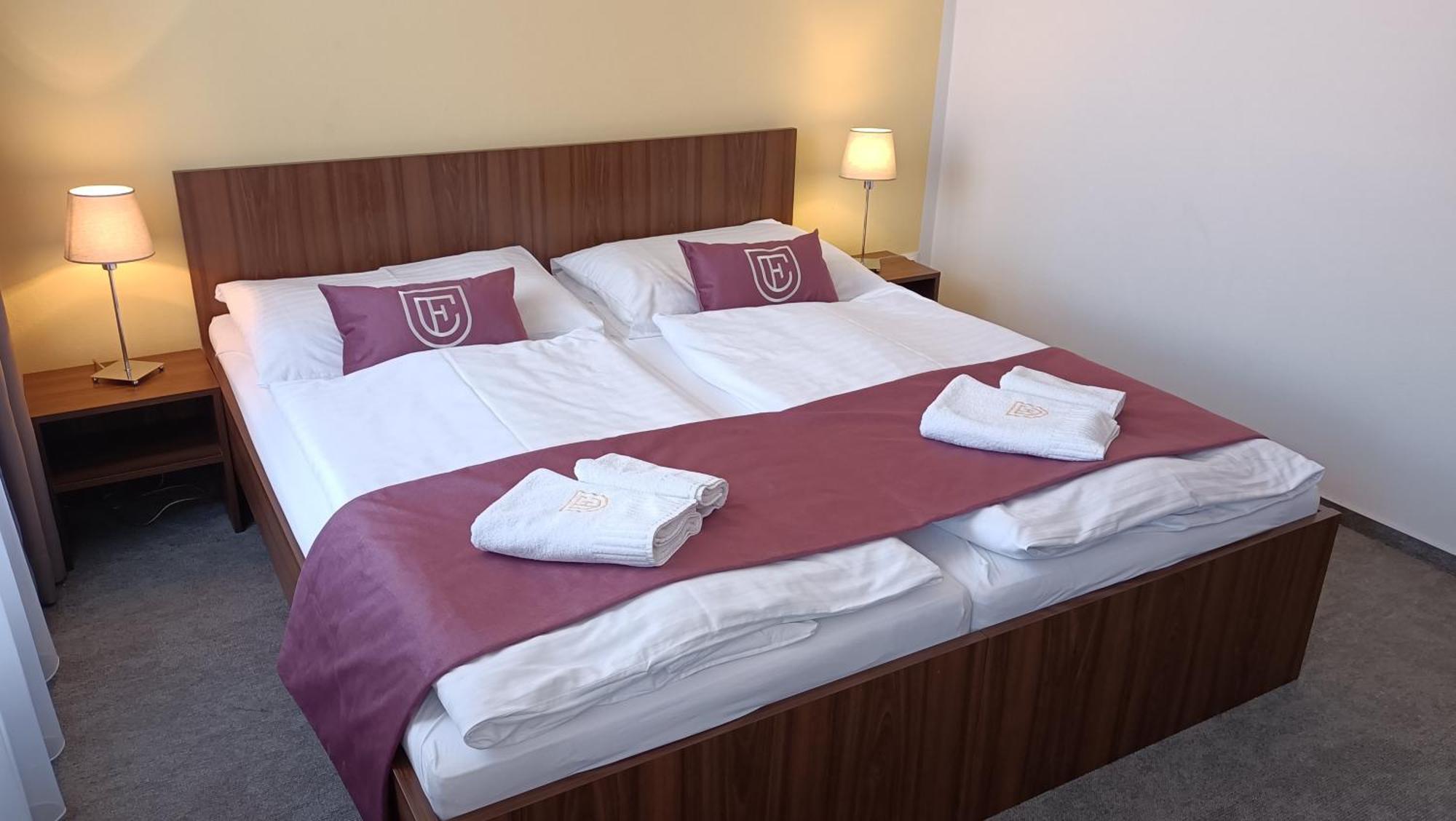 Hotel Eminent Stupava Eksteriør billede