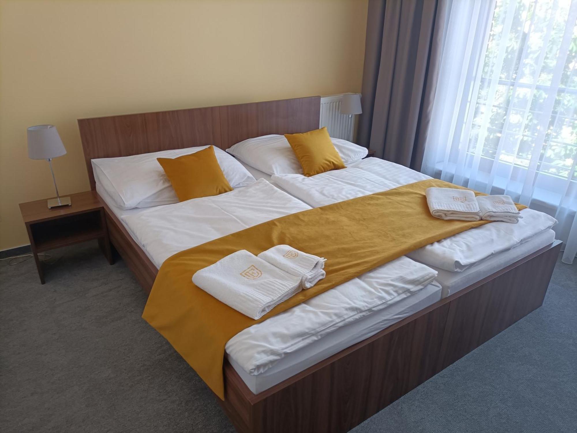 Hotel Eminent Stupava Eksteriør billede