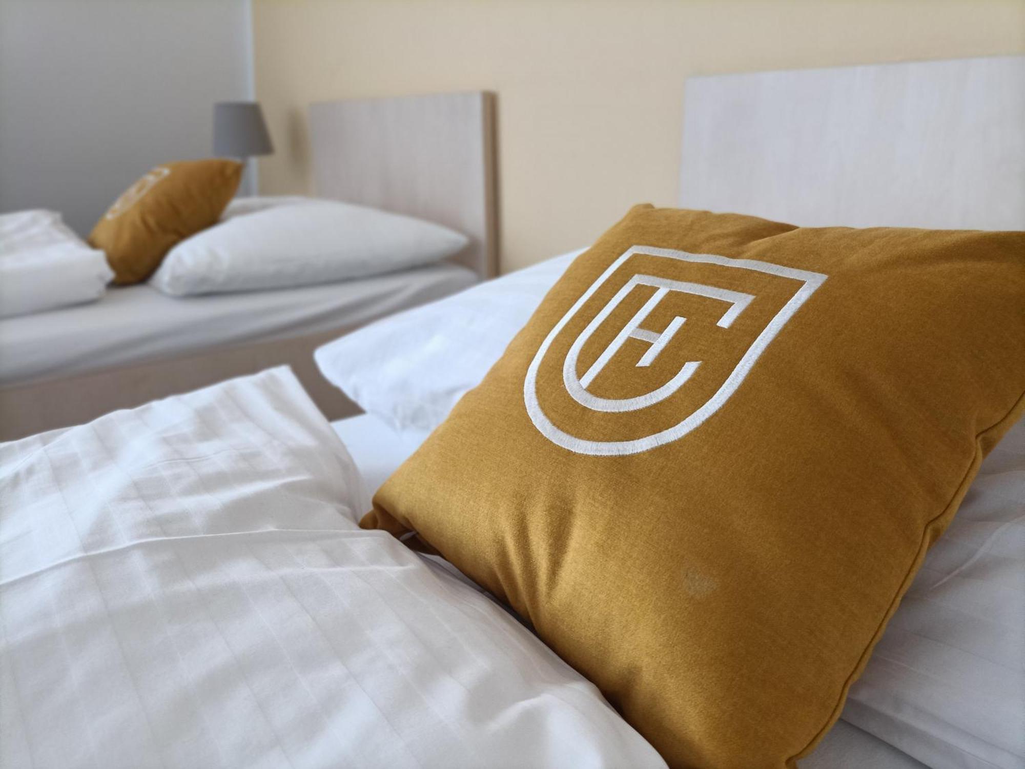 Hotel Eminent Stupava Eksteriør billede