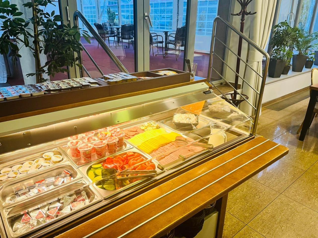 Hotel Eminent Stupava Eksteriør billede